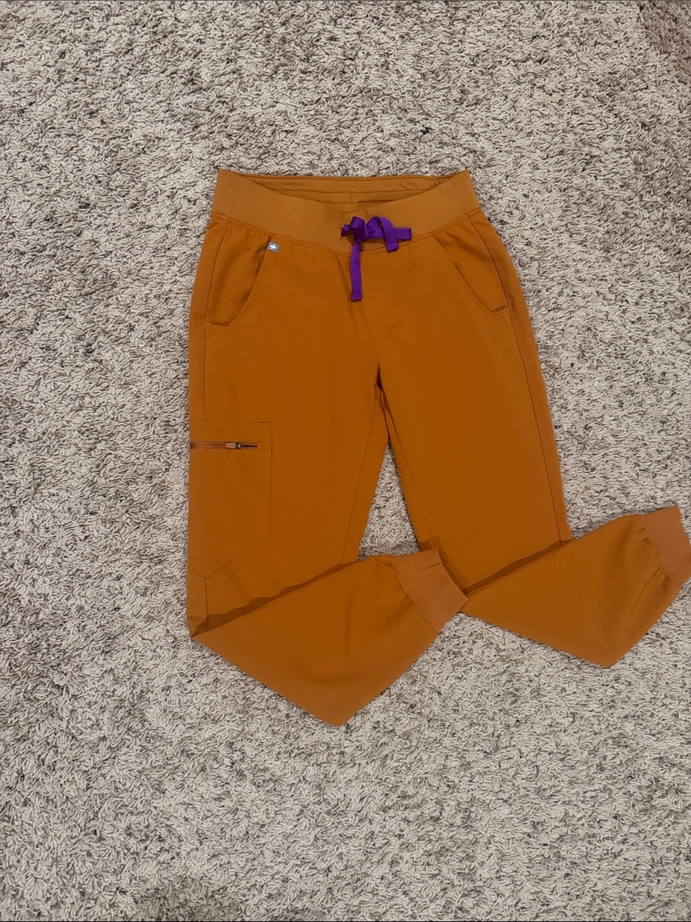 Figs- XS- PETITE- ATLANTIC FALL- Zamora Scrub Bottoms